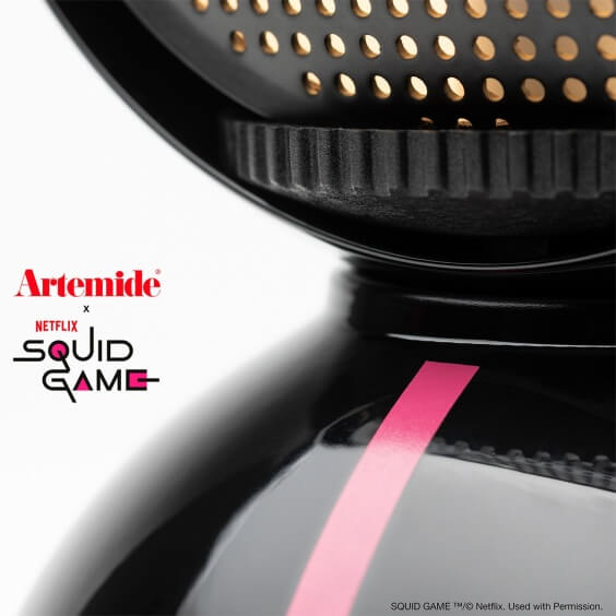 Eclisse x Squid Game - Black Officier Lampada da tavolo Artemide - Agof Store